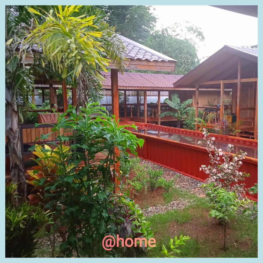 At Home Puerto Princesa Екстер'єр фото